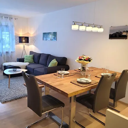 21117 Apartment *
